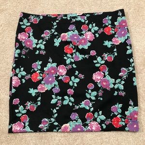 NWOT Black Floral Skirt